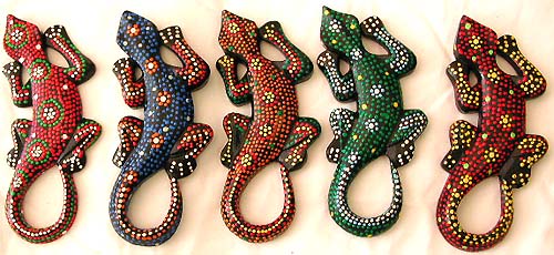 Accessory gift decor online catalog - dotted flower pattern design assorted color wooden gecko