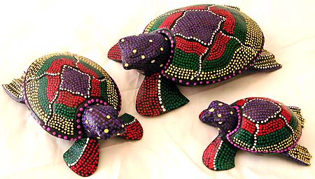 Southwestern handcraft treasure - assorted color painted dotted Batik turtle family set