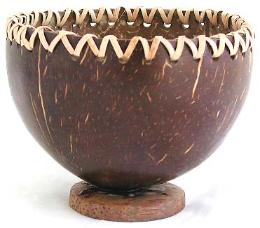 Coconut wood bowl with retan sewing edge 