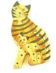 Wooden cat puzzle with black line and dotted on body 