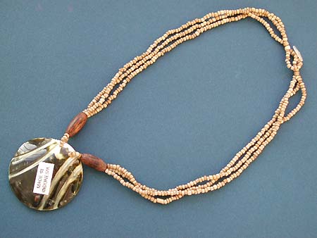 Wholesale jewelry catalog, carved seashell pendant fashion necklace, triple brown beaded strings
