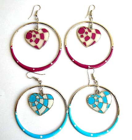 Fashion fish hook earring with color painted heart love in circle pattern design