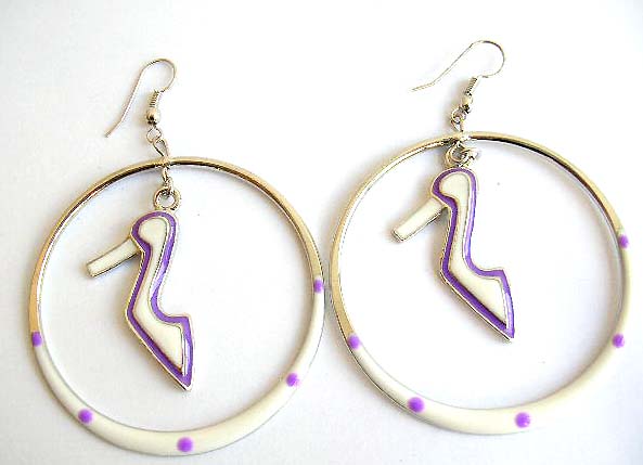 Fashion earring with color painted, lady's high-heel shoe in circle pattern design