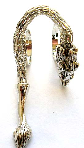 Fashion slave ring in mystic dragon pattern design with close tail             