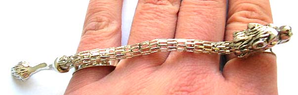 Fashion slave ring in mystic dragon pattern design with close tail             