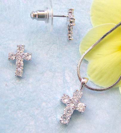 Cross jewelry wholesalers presenting chain necklace, clear cz cross pendant and stud earring set