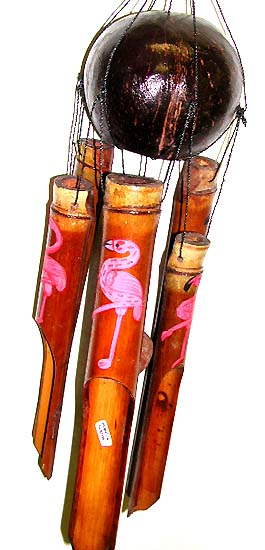 Bamboo windchime - brown with pink flamigo