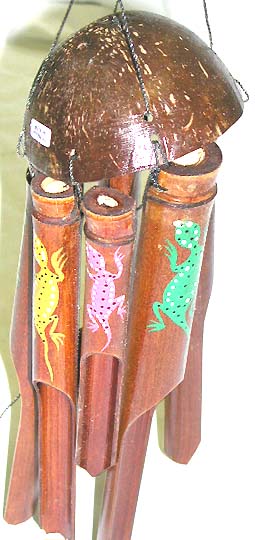 Wholesale Windchime -Bamboo windchime with assorted color geckos painted on each pipe