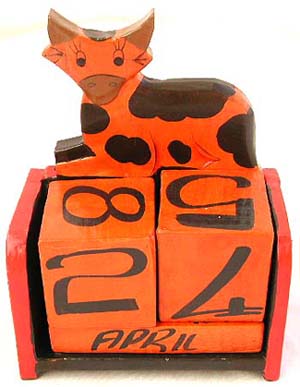 Assorted color cow design wooden calender, randomly pick