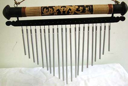 Tribal pattern decor wooden dream chime with V shape metal pipes