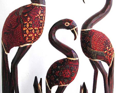 Wooden Batik flamingo family set, set of 3 pieces 