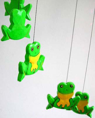 Green frog wooden mobile 