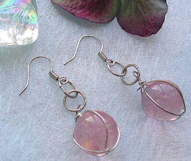 Wholesale earring with latest fashion jewelry design, silver wire earring with pink glass beads 