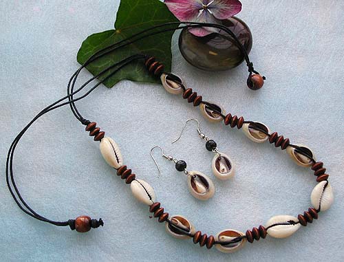 Jewelry making wholesale supply, necklace and earring jewelry set made of genuine seashells and wooden beads
